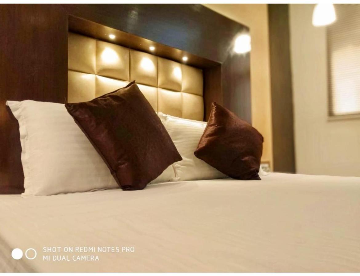 Hotel The Royal, Sehore Exterior photo