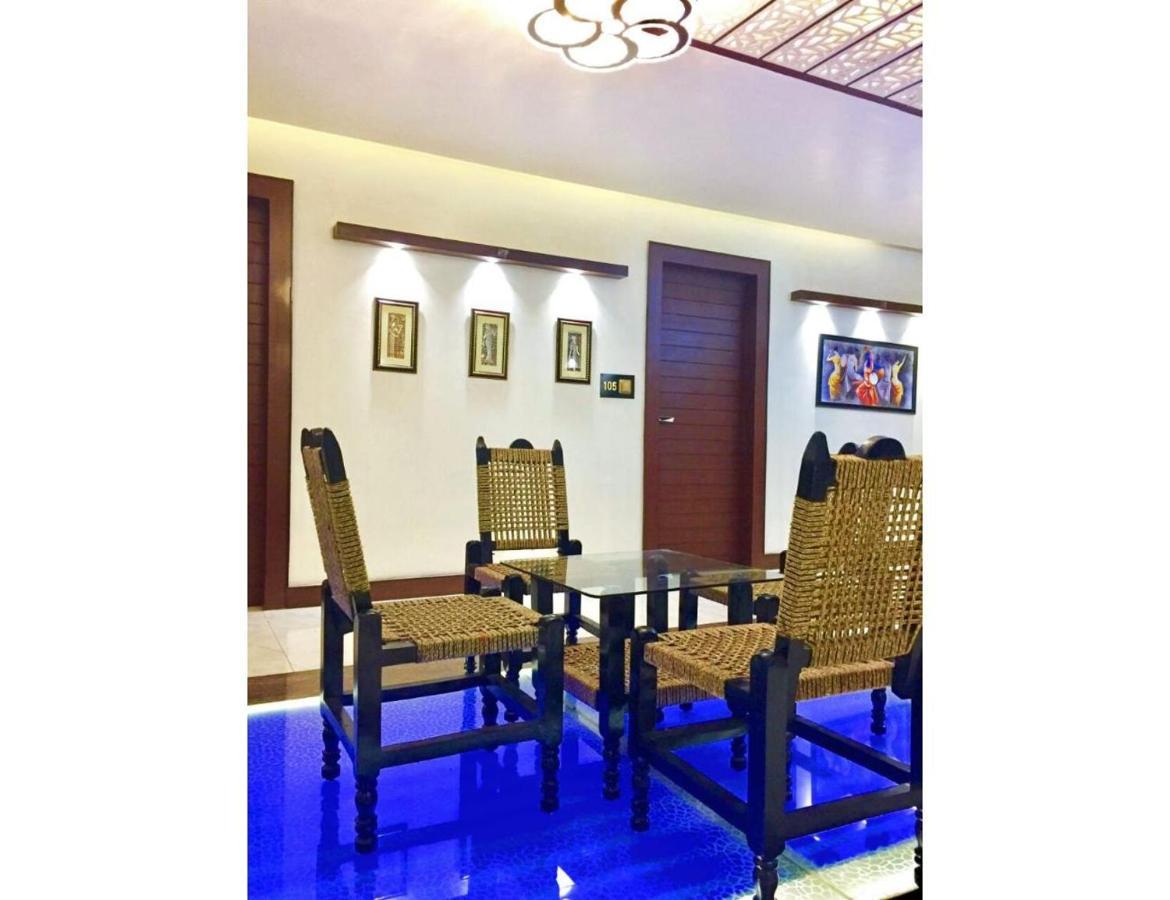 Hotel The Royal, Sehore Exterior photo